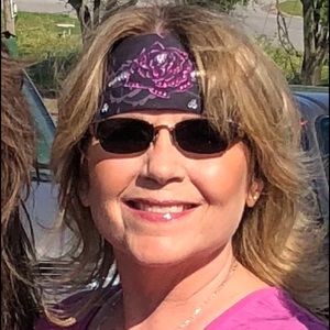 Meet your Posher, Denise